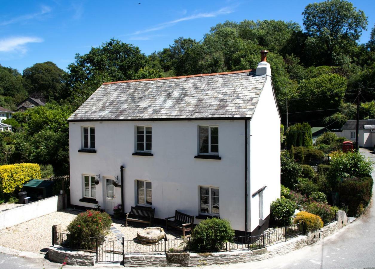 A Superb Bijou Retreat With Jacuzzi Near An Excellent Village Pub Yelverton Exterior photo