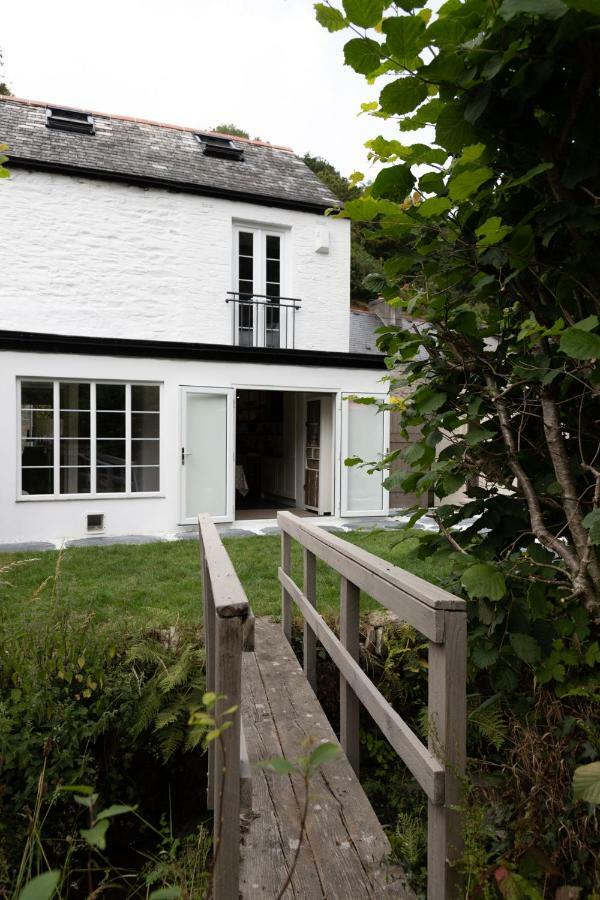 A Superb Bijou Retreat With Jacuzzi Near An Excellent Village Pub Yelverton Exterior photo